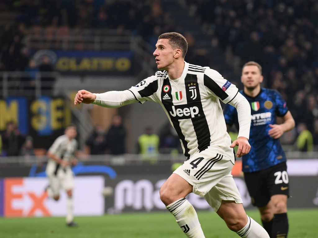 俱乐部的忠 俱乐部的忠